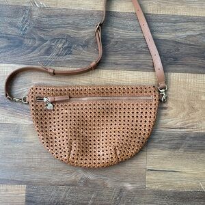 Clare V grande Fanny tan rattan. Great condition.